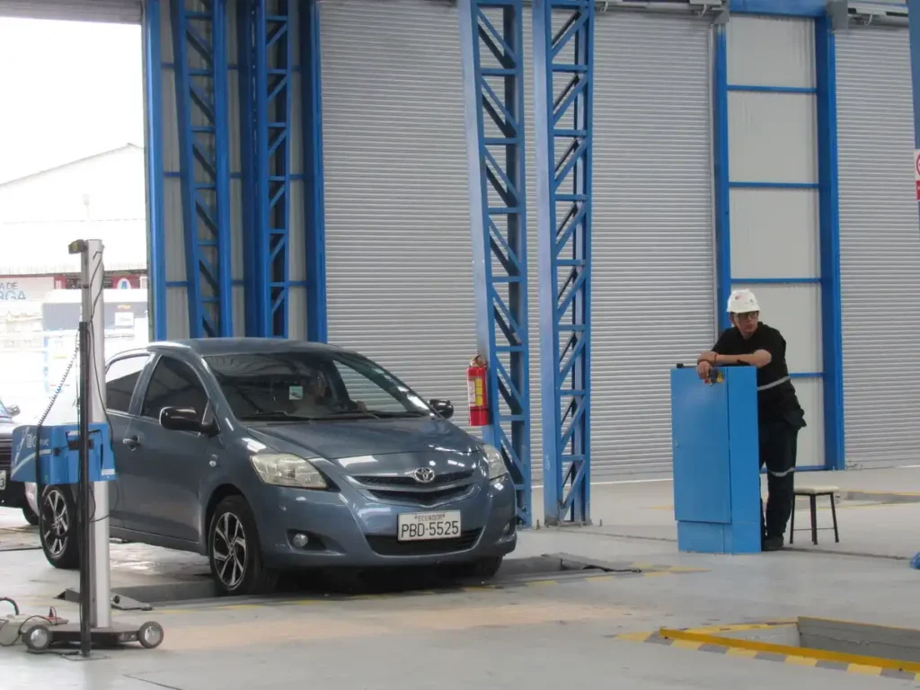 Centro de Revisión Técnica Vehicular atiende 180 cupos diarios