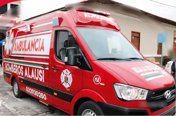 Accidente de tránsito dejó 2 heridos en Chunchi