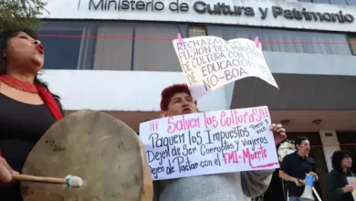 Artistas de Ecuador rechazan fusión de Ministerio de Cultura