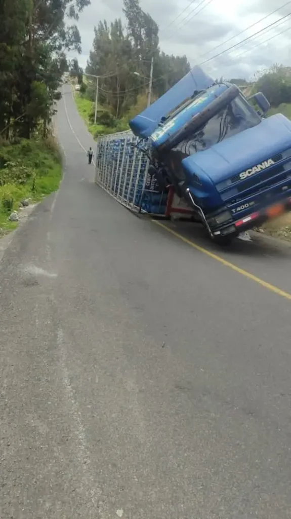 Accidente vial en Huachi Grande