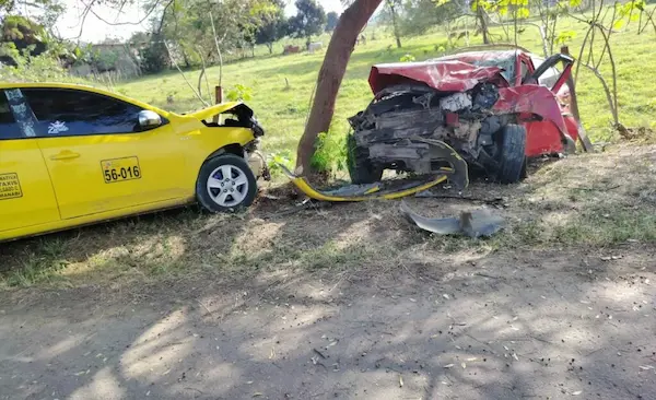 Mujer muerta y 8 heridos en trágico accidente de tránsito