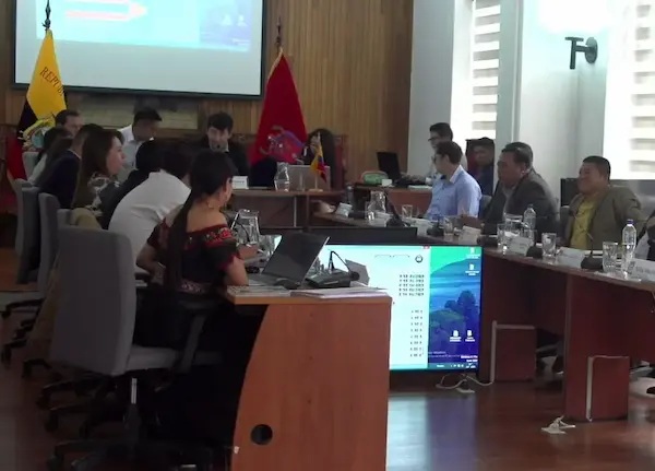 Cambios de concejales en EMMPA y Riobamba Ep causa conflicto