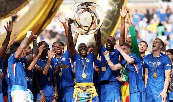 Chelsea dará impresionante premio económico a Moisés Caicedo