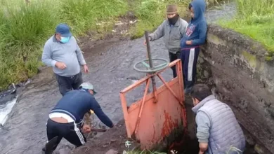 Conflicto por el agua divide a San Andrés y piden ayuda de Noboa