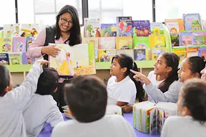 Profesores pueden acceder a más de 40 cursos gratuitos: guía.