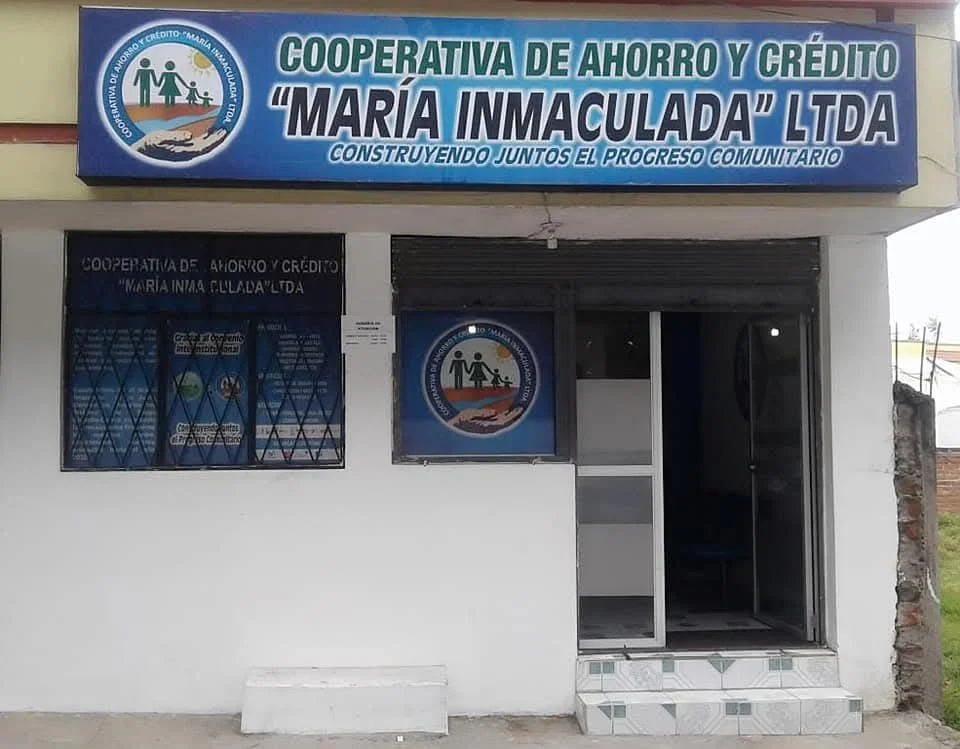 Mujer robó casi USD 22.000 de cooperativa en Riobamba