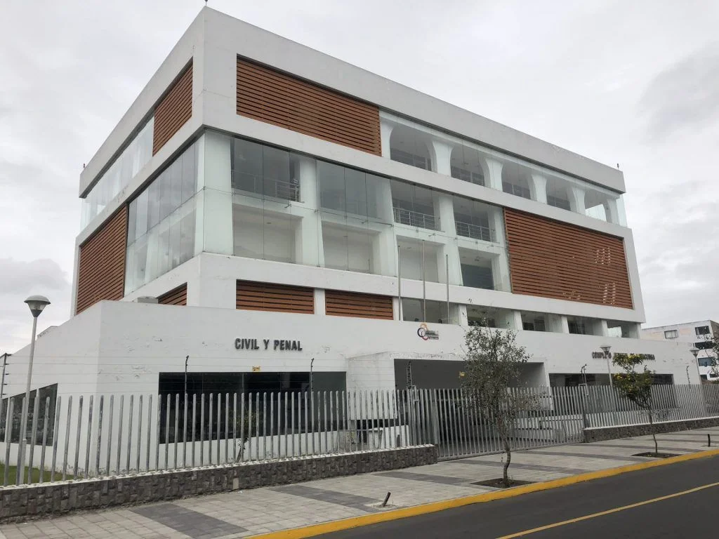 Denuncian irregularidades en el Consejo de la Judicatura de Cotopaxi.
