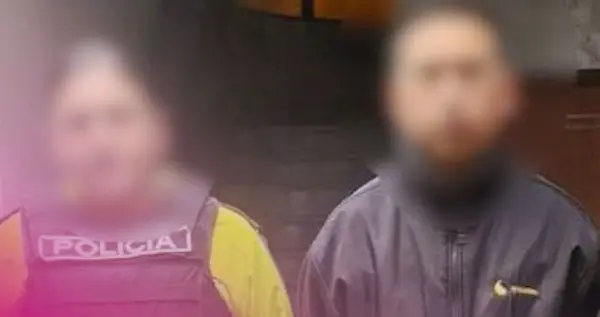 Policía habría violado a joven de Guano en un patrullero