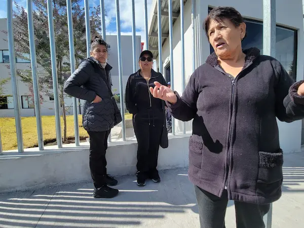 Rosario Patiño, tía de María Karina (+), tiene otra versión de los hechos, y en la misma no se habla de choque, solo de un atropellamiento