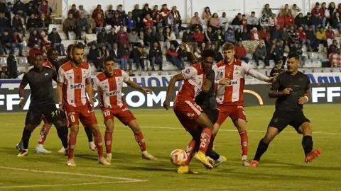 Orense SC ganó al Técnico Universitario y lo hunde más