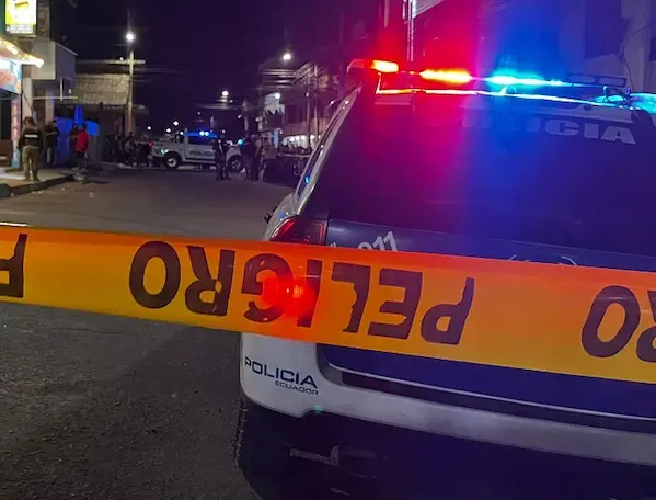 Hombre muerto y mujer herida por impactos de bala
