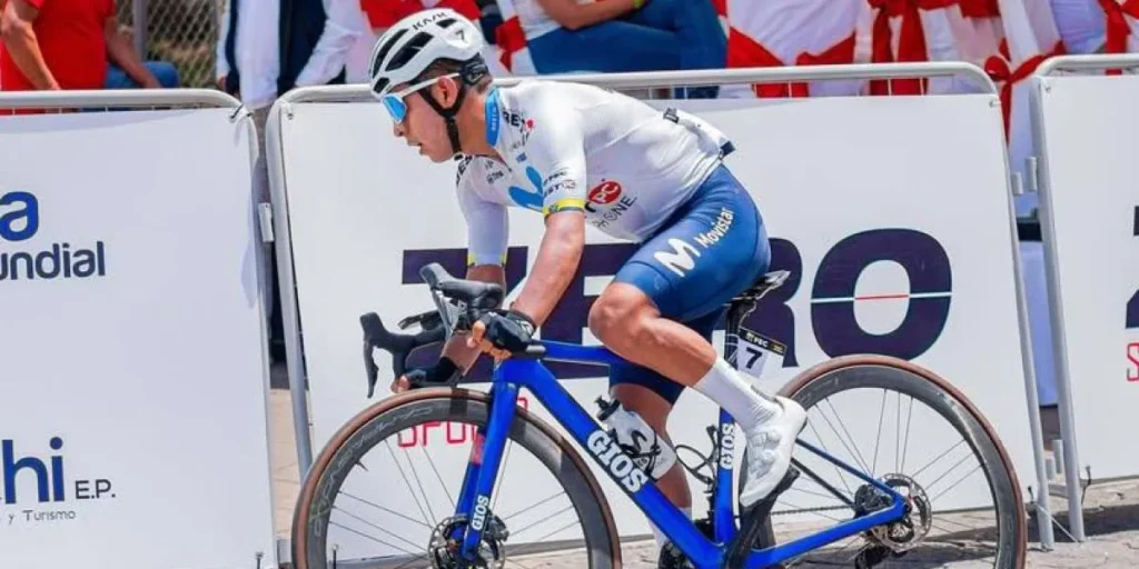El ciclista ecuatoriano sufrió un accidente de tránsito