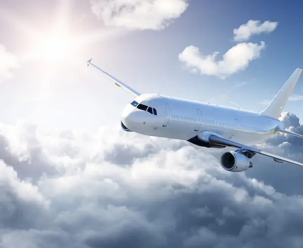 Aerolíneas advierten alza de precios por eliminación del subsidio de combustible