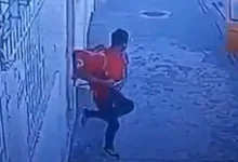 Hombre se disfrazó de repartidor para asaltar a plena luz del día