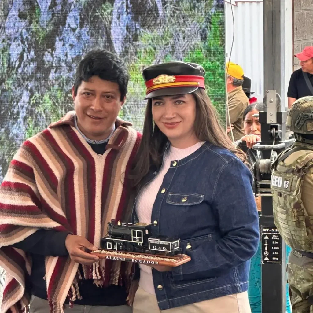 Reconocimiento a autoridades 