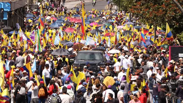 Marcha de Daniel Noboa contra la Corte Constitucional