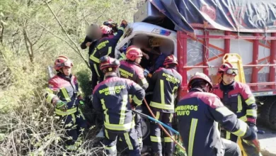 6 heridos y fallecido en accidente de tránsito entre camión y bus interprovincial