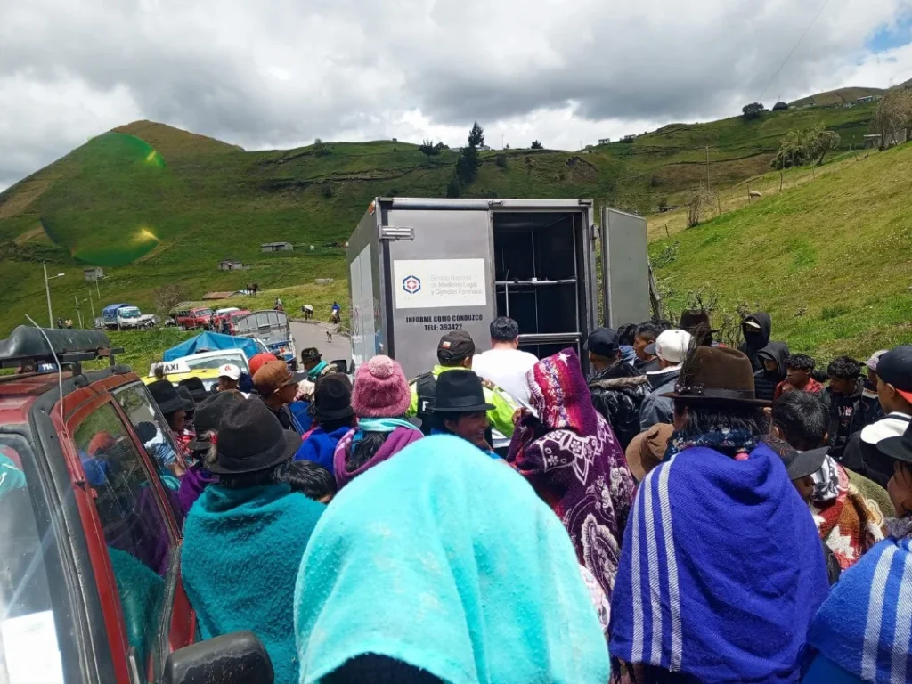Ambato madre e hijo encontrados muertos en Pilahuín.