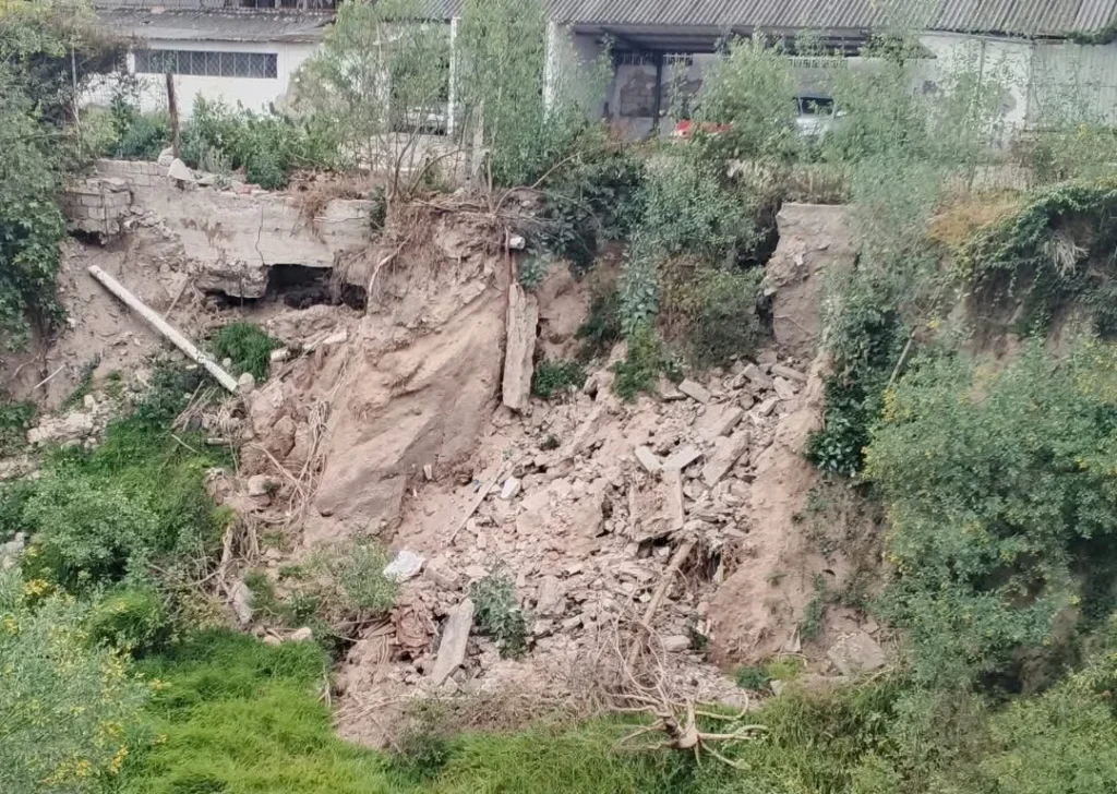 Apoyo internacional para recuperar 17 quebradas en Ambato.