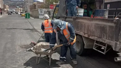 Bacheo en Riobamba: mortero en lugar de asfalto en las calles