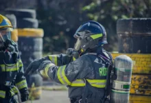 Bomberos Riobamba abre curso vacacional para niñas y niños