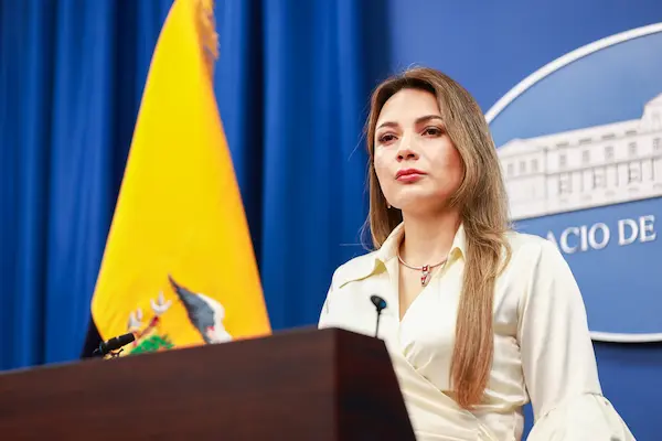 Carolina Jaramillo y el desafío de ser la voz del presidente Daniel Noboa