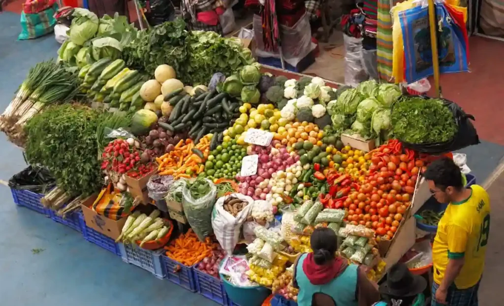 Mercados de Riobamba impulsan la alimentación saludable con productos frescos y nutritivos