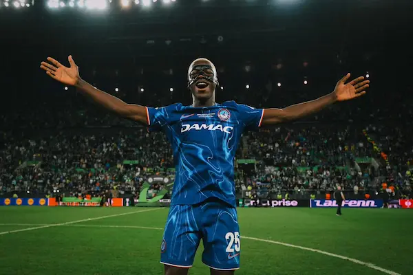 Balón de Oro: Moisés Caicedo queda fuera de los 30 nominados.