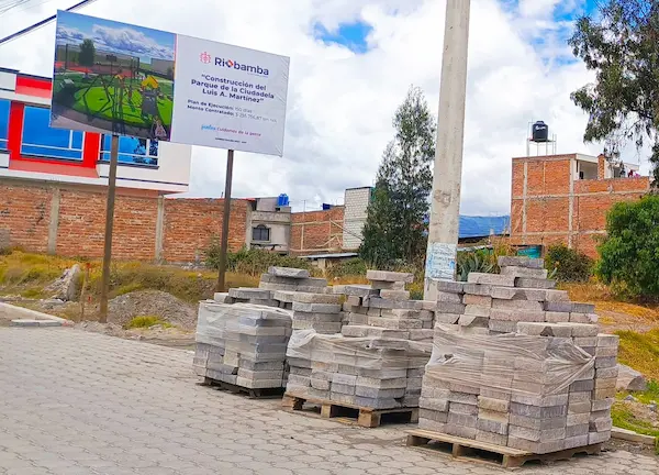 Nuevo parque en Riobamba: colocación de la primera piedra