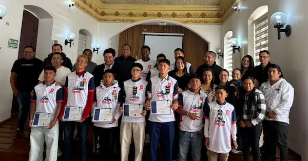 Riobambeños jugarán en Argentina; 10 jóvenes viajan a Rosario.