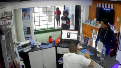 Roban USD 30.000 en celulares de un local en Ambato.