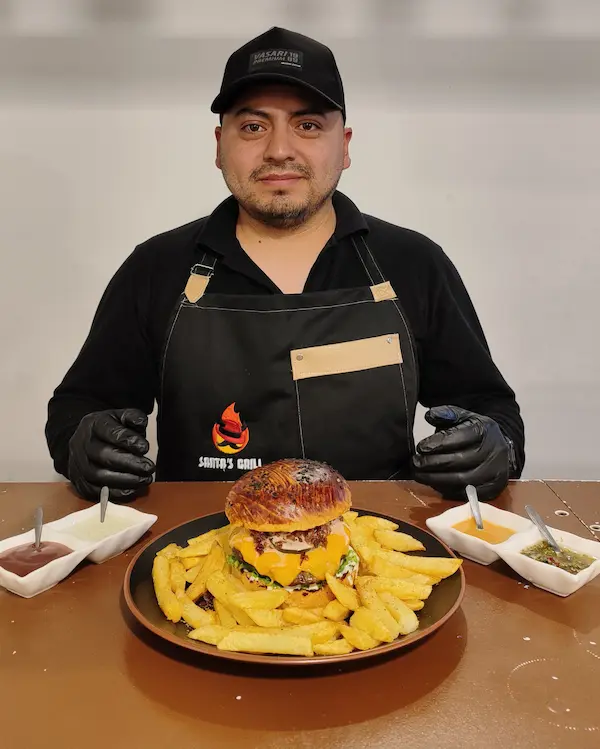 SANTA'S GRILL en el Top Burger con su hamburguesa Santa's Bacon Burger