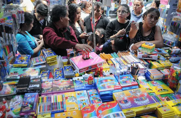 Precio oficial de la lista de útiles escolares en Chimborazo 2025