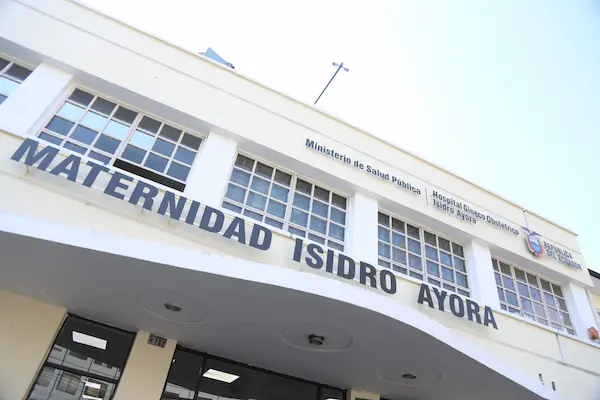 Maternidad Isidro Ayora