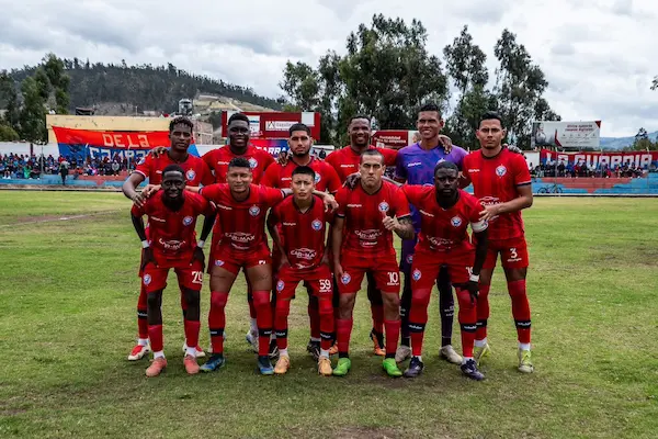 Olmedo ficha a Neymar Sánchez de cara a los Play Offs nacionales.