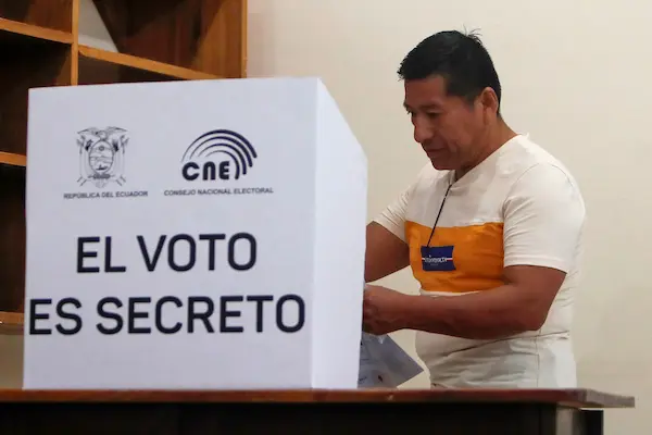 Guía para el cambio de domicilio electoral del CNE.