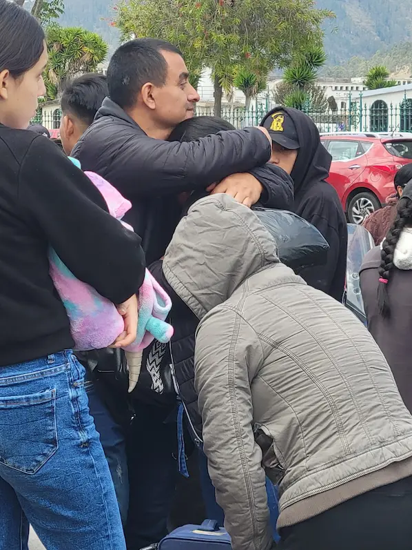 Tragedia en accidente de Colta deja dolor y llanto eterno