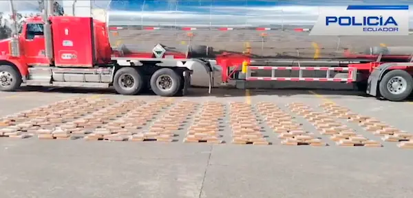Decomisan 550 bloques de cocaína, valorada en USD 25 millones