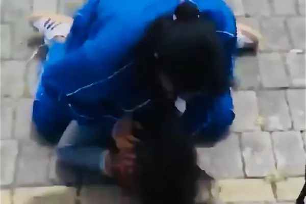 Pelea en el Itchimbía