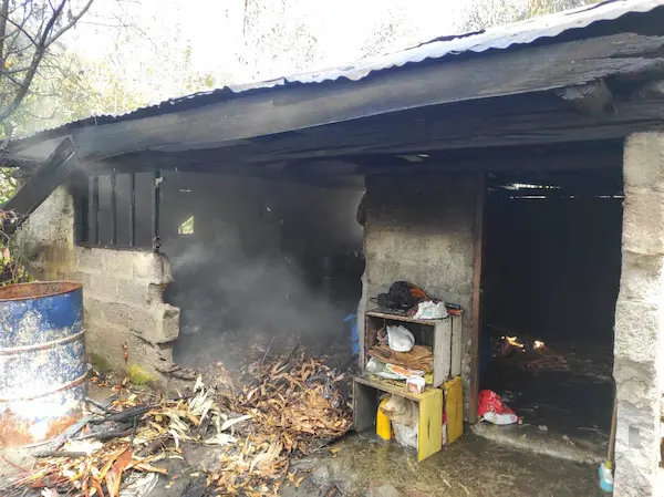 Bomberos combatieron y apagaron incendio en Guano