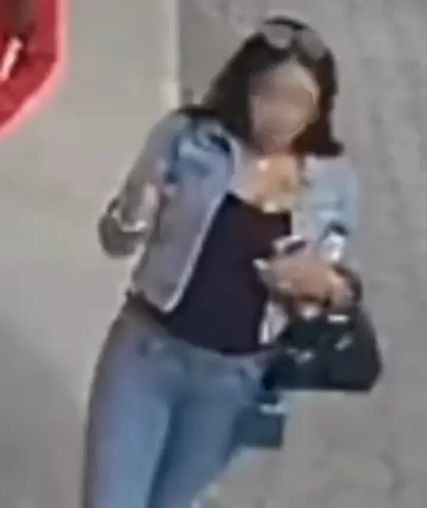 De a poco los iba alejando de su vivienda