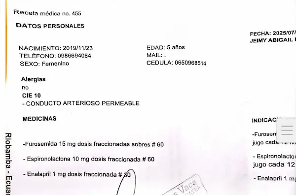 Receta que debe tomar a diario la inocente niña. Niña de Riobamba necesita USD 8000 para operarse