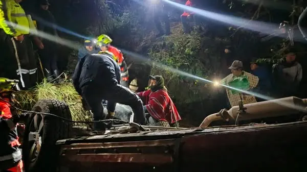 Comuneros del sector también apoyaron en las tareas de rescate