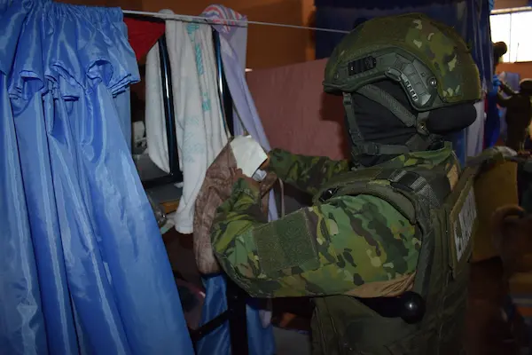 Ningún espacio quedó sin ser revisado pro las efectivas militares durante la tarea.