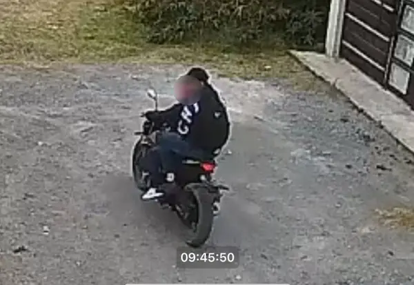 2 delincuentes robaron USD 3000 de una casa de Riobamba