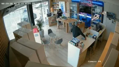 4 delincuentes robaron en local del centro de Riobamba