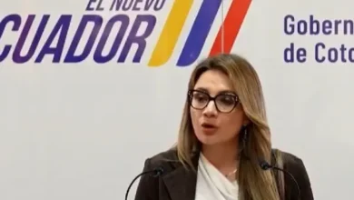 Gobierno de Ecuador ratifica postura firme: militares retenidos y sin negociación