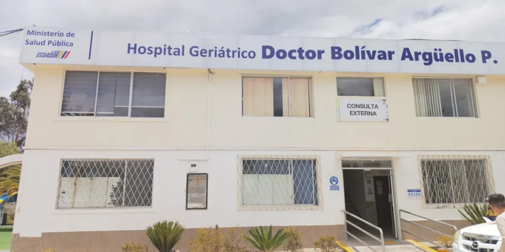 Adultos Mayores celebrarán su día con un show de talentos