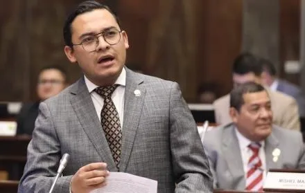 Asambleísta de Chimborazo impulsa juicio político contra Albán
