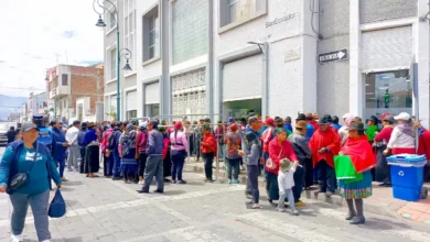BanEcuador con gran afluencia de gente por el Bono Raíces